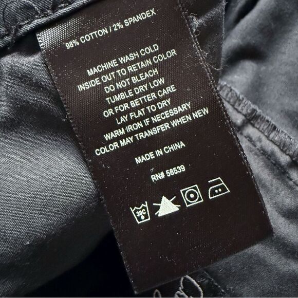 Kut from the Kloth Taylor crop pants - Picture 4 of 5